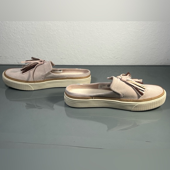 Women's Suede Tassel Loafers - Picture 7 of 8